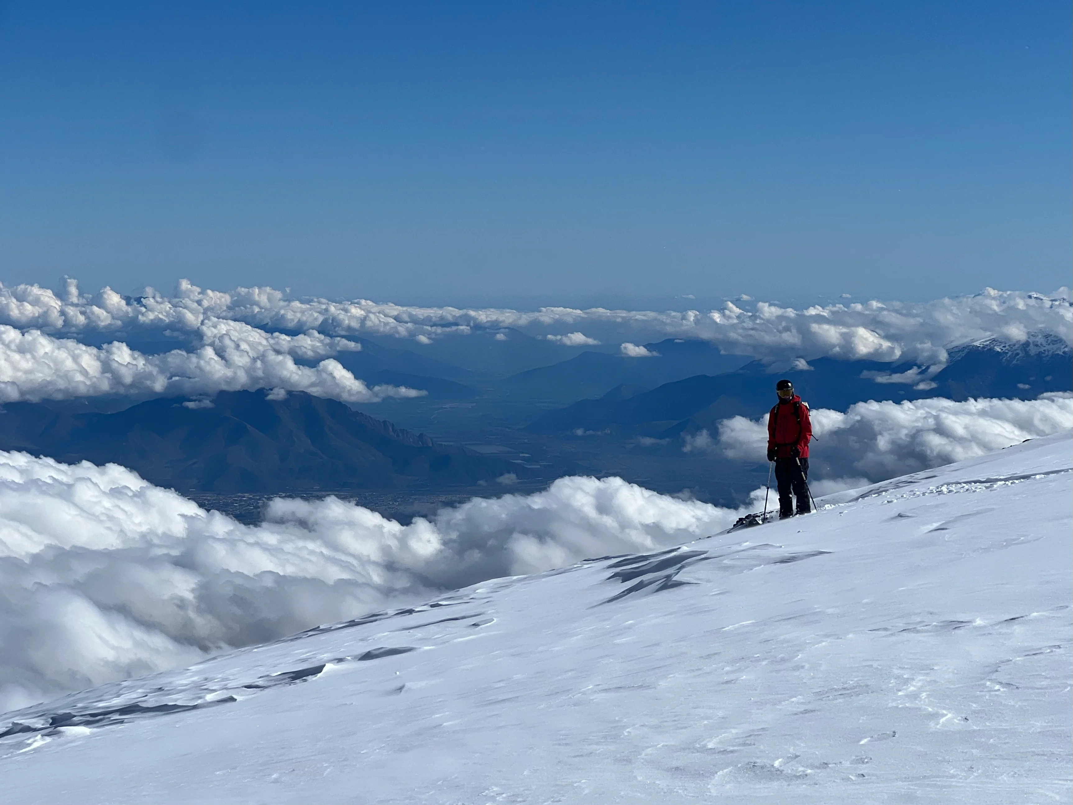 Chile Andes Backcountry Skiing Adventure - Image 3