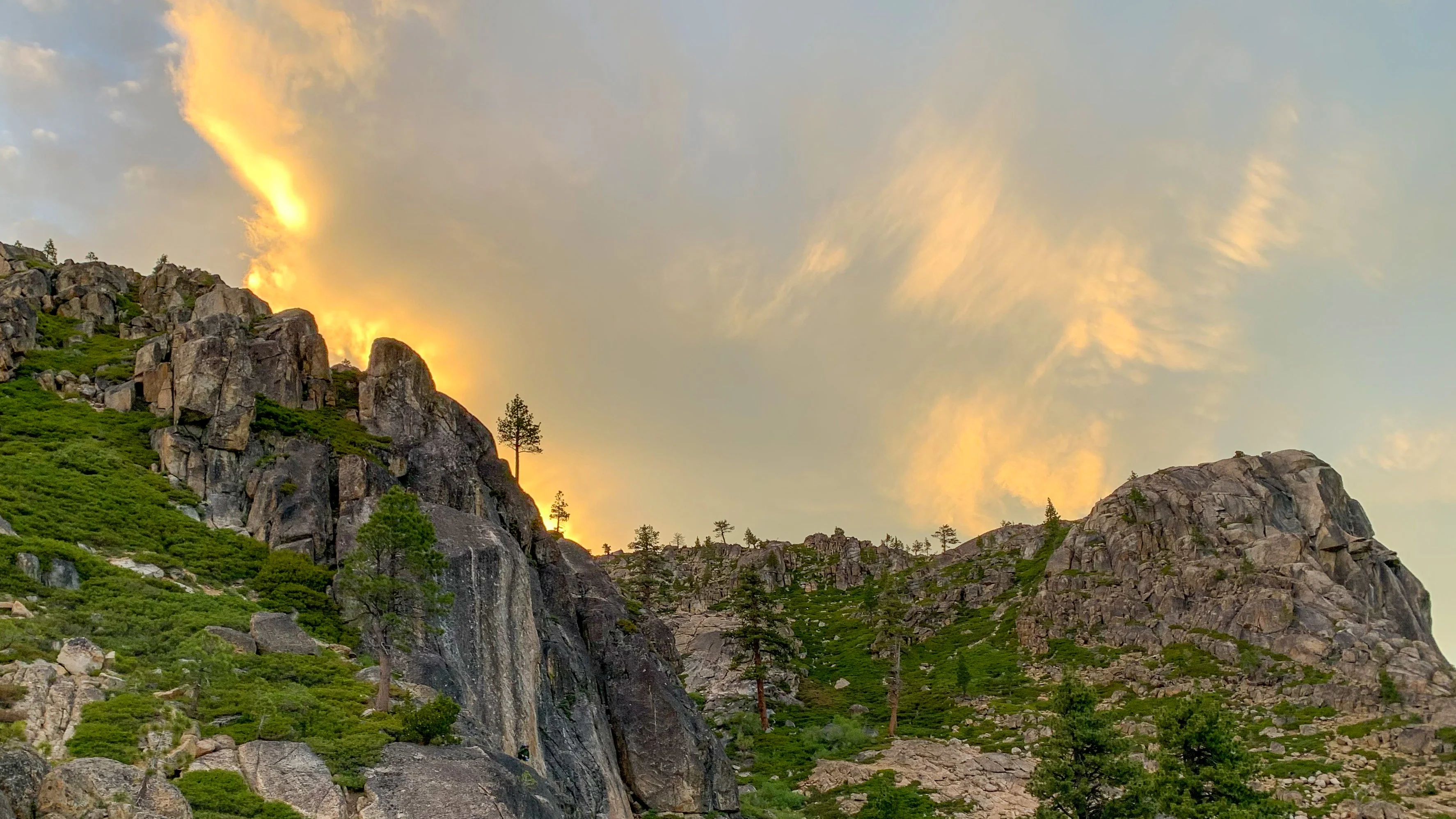 Group Rock Climbing in Tahoe - Image 6