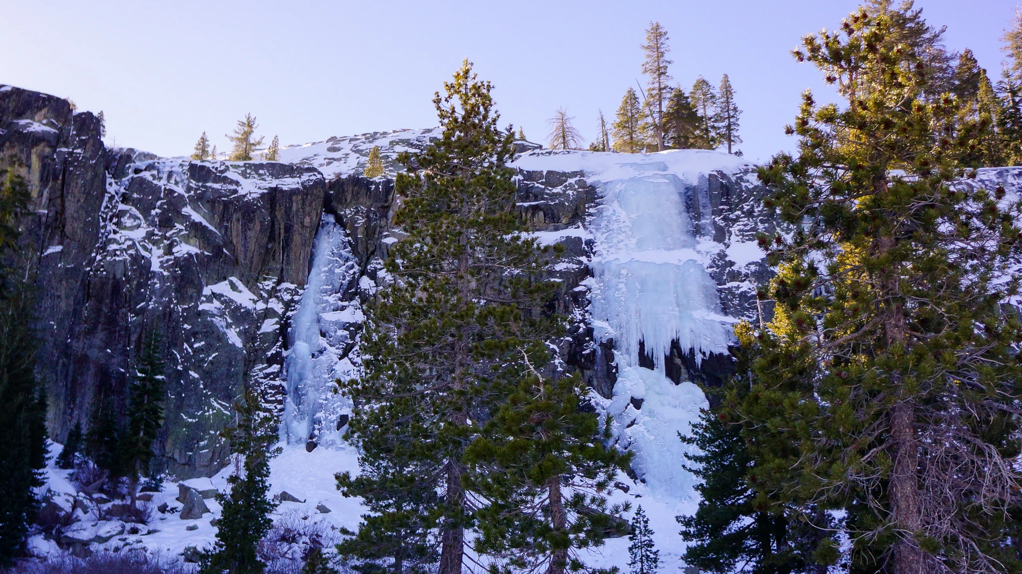 Ice Climbing in Tahoe & Eastern Sierra - Private - Image 3