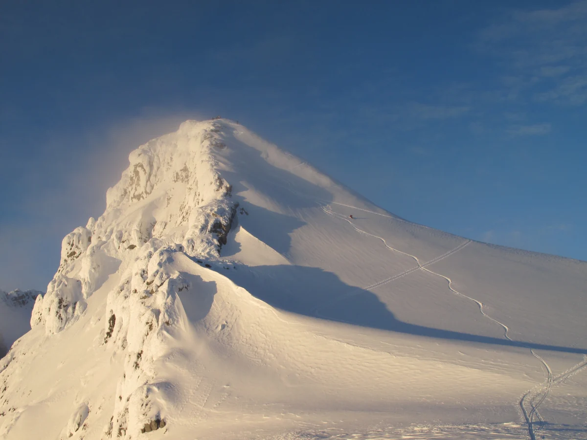 Icefall Lodge BC - Image 4