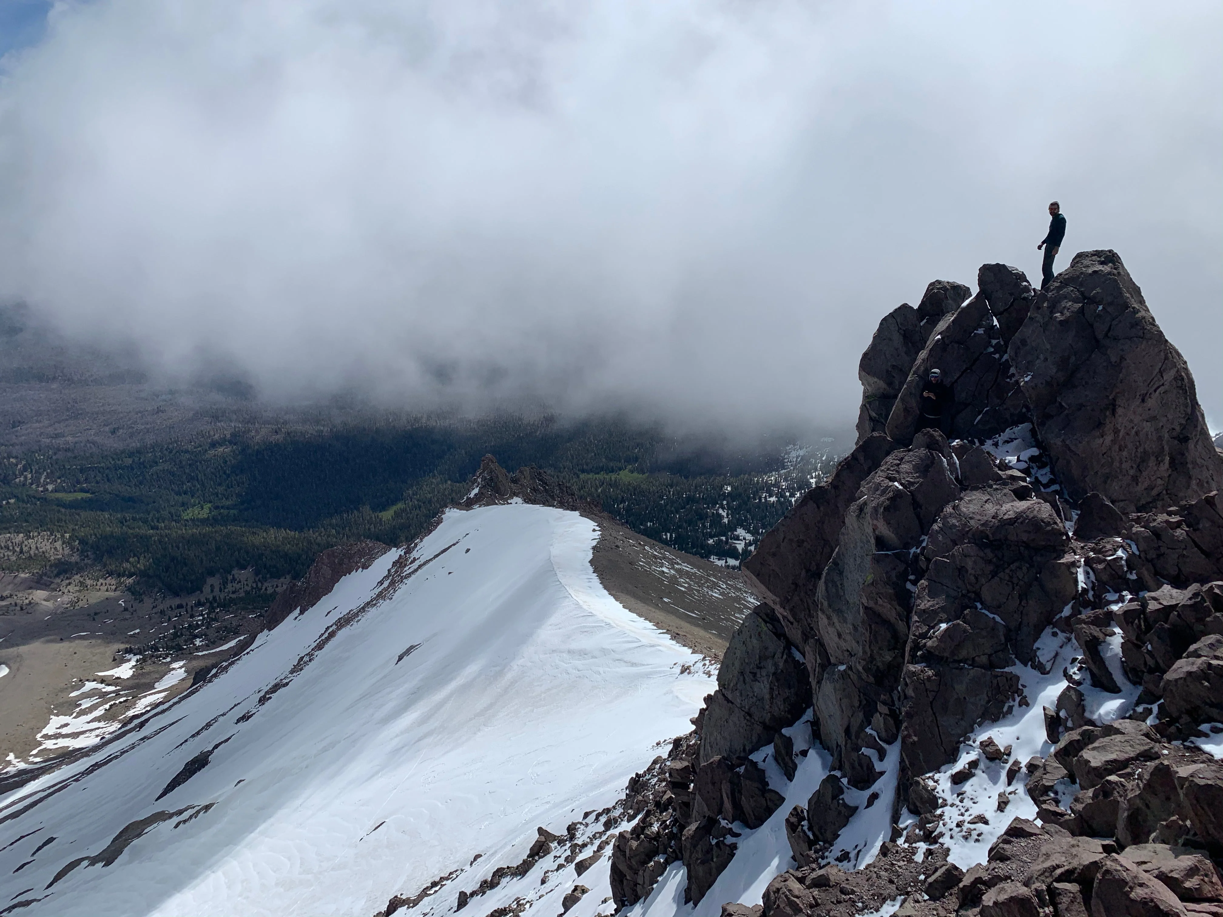 Lassen Peak Backcountry Skiing - Private - Image 4