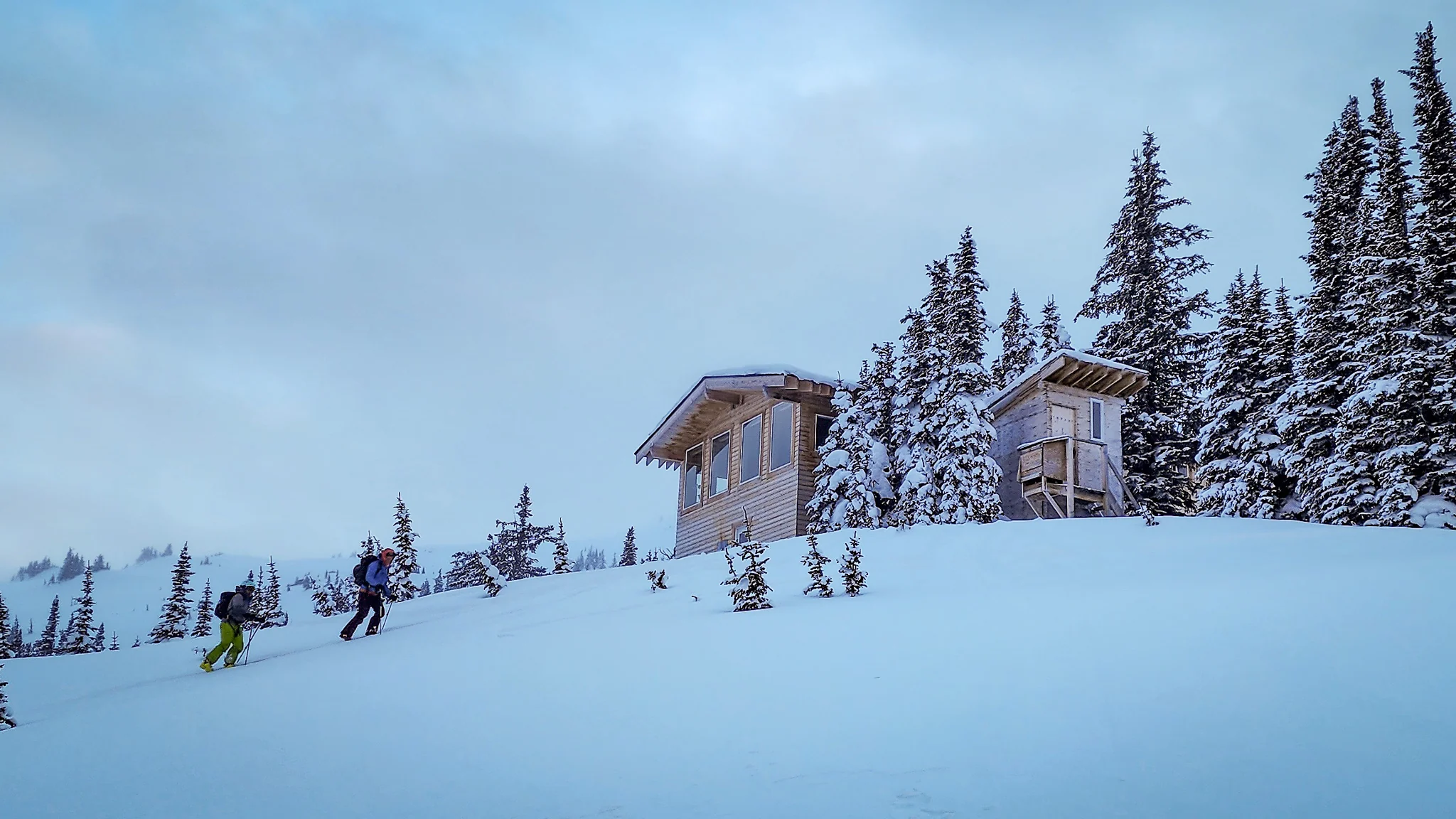 Hilda Hut Backcountry Lodge - Image 4