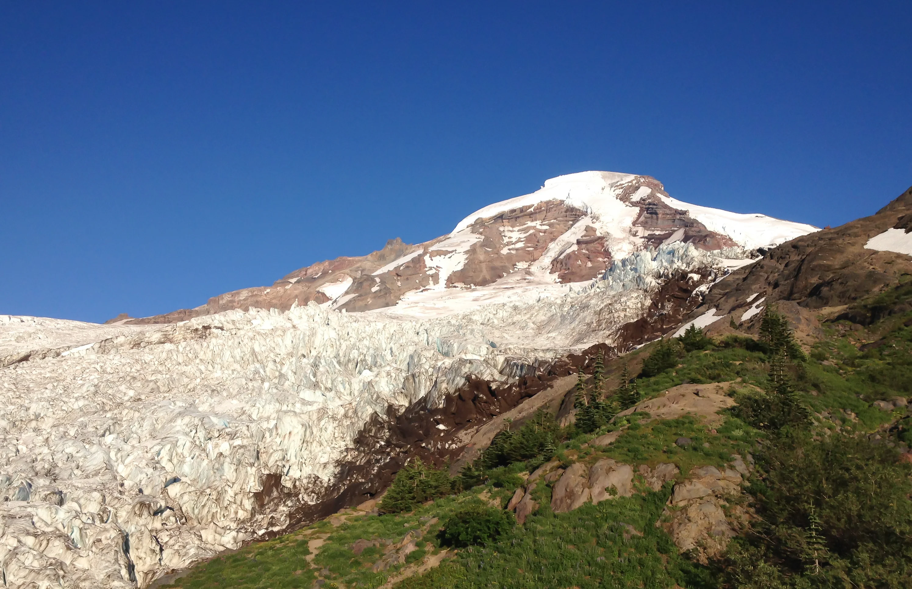 Mt Baker North Ridge Summit Climb - Image 5