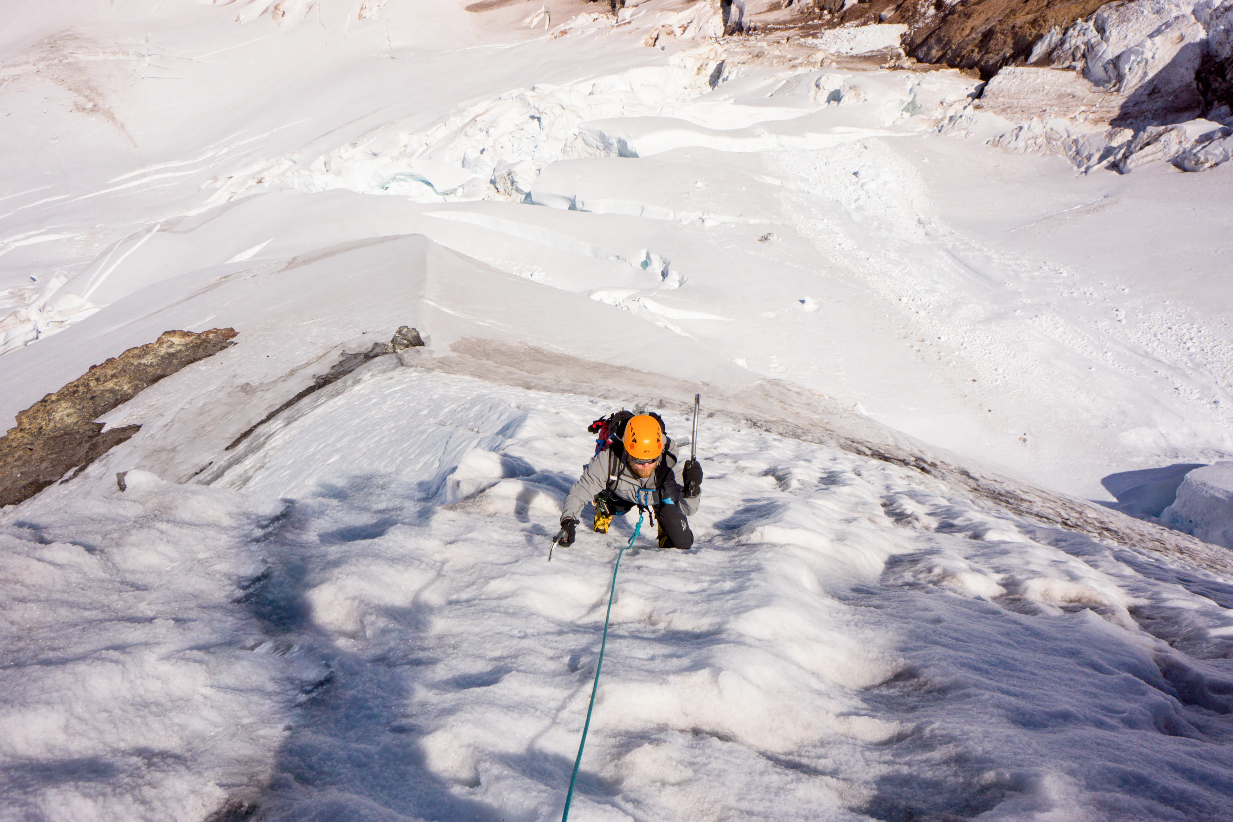 Mt Baker North Ridge Summit Climb - Image 8