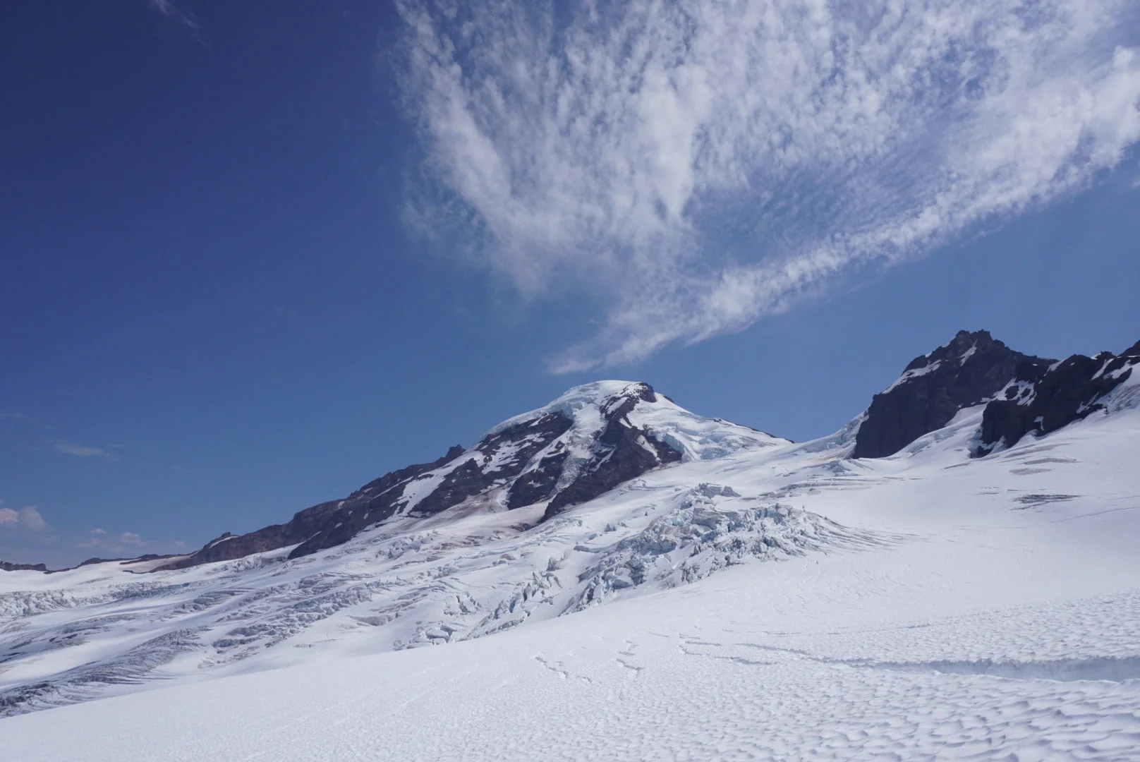 Mt Baker Summit Climb - Image 5