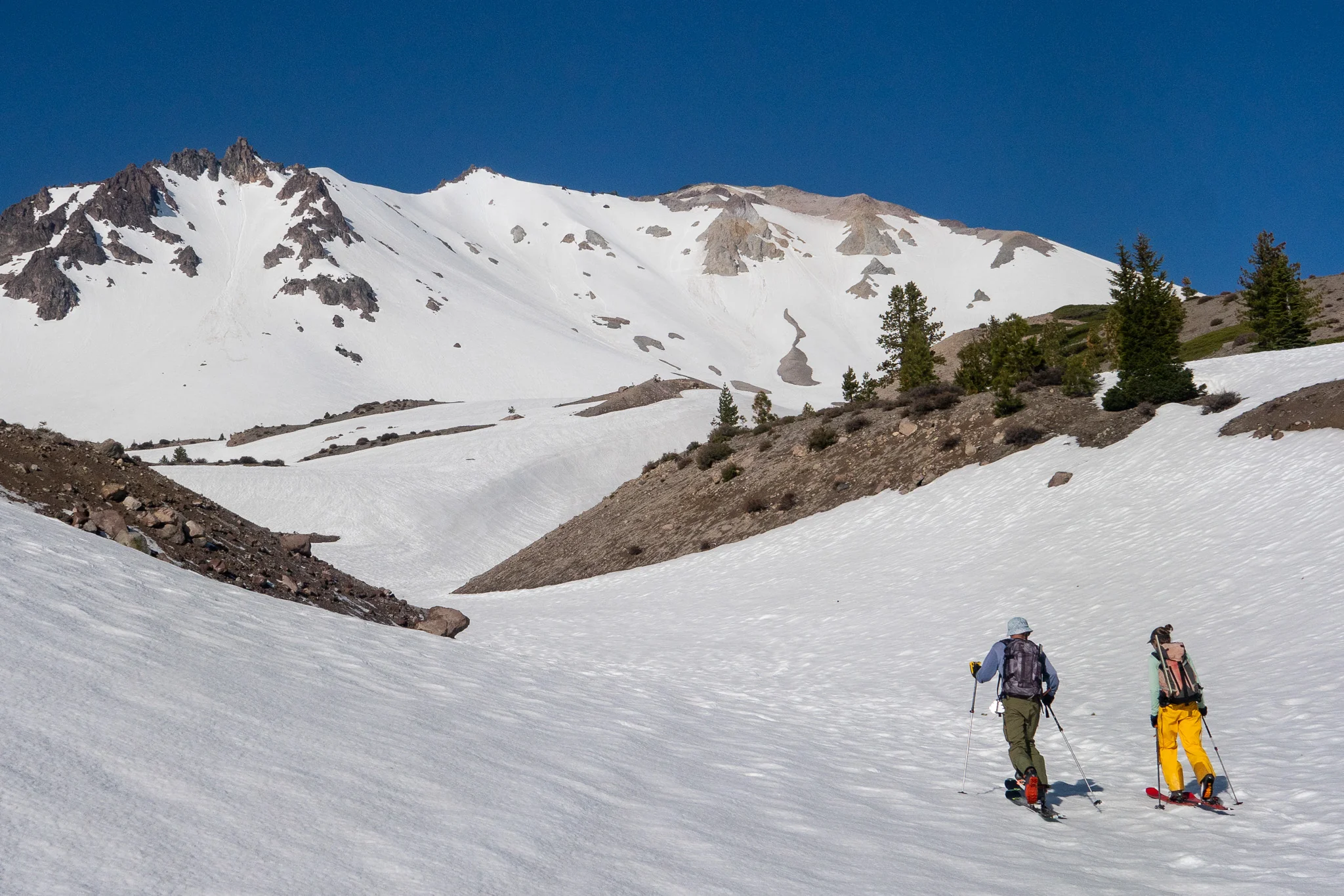 Mt Shasta + Lassen Summit & Ski - Image 5