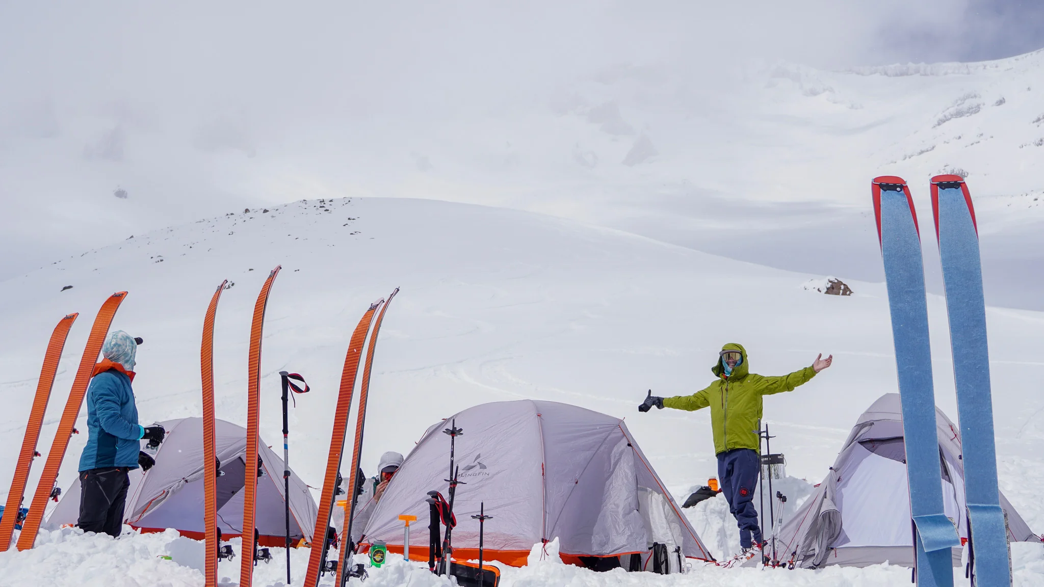 Mt Shasta Summit & Ski Descent - Image 4
