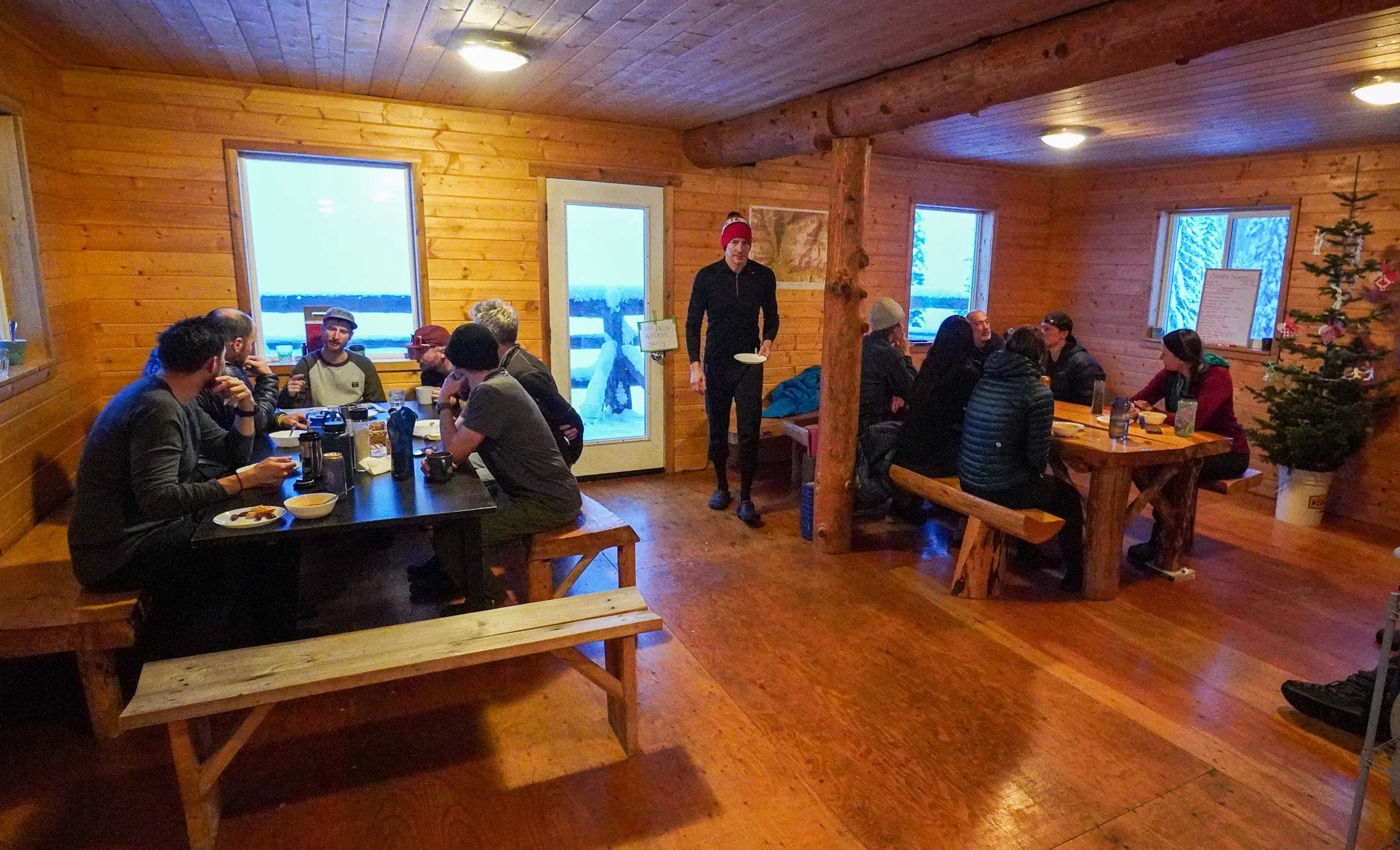 Snowfall Lodge BC - Image 12