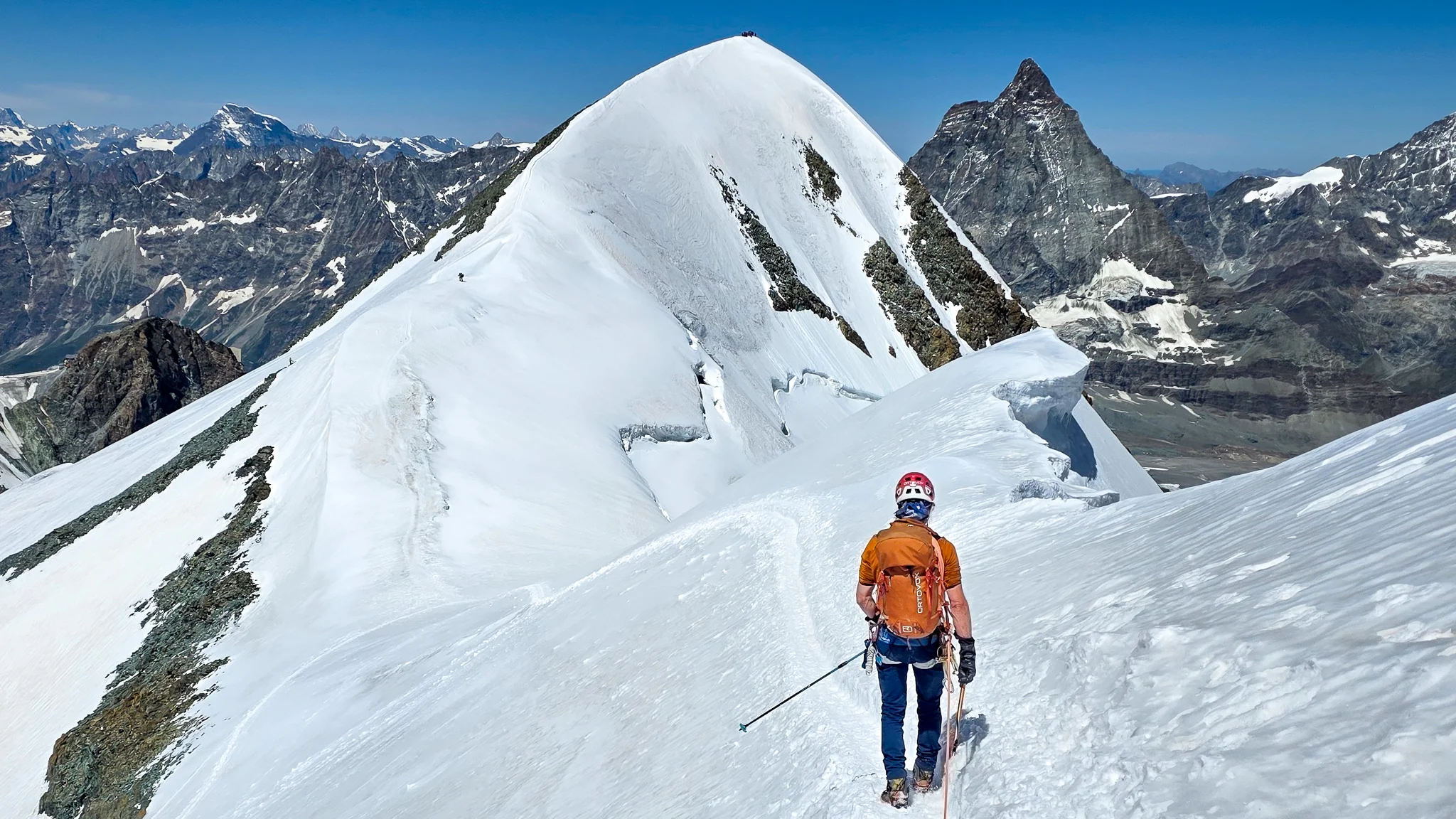 Classic Zermatt 4000ers: Castor, Pollux & Breithorn Traverse - Image 7